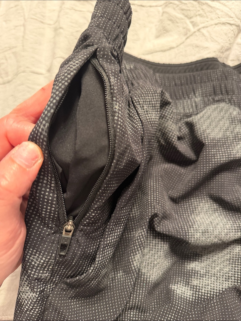 BNNW men’s lululemon pace breaker linerless shorts - Picture 5 of 9